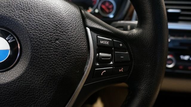 Used 2016 BMW 340i xDrive Sedan image 22