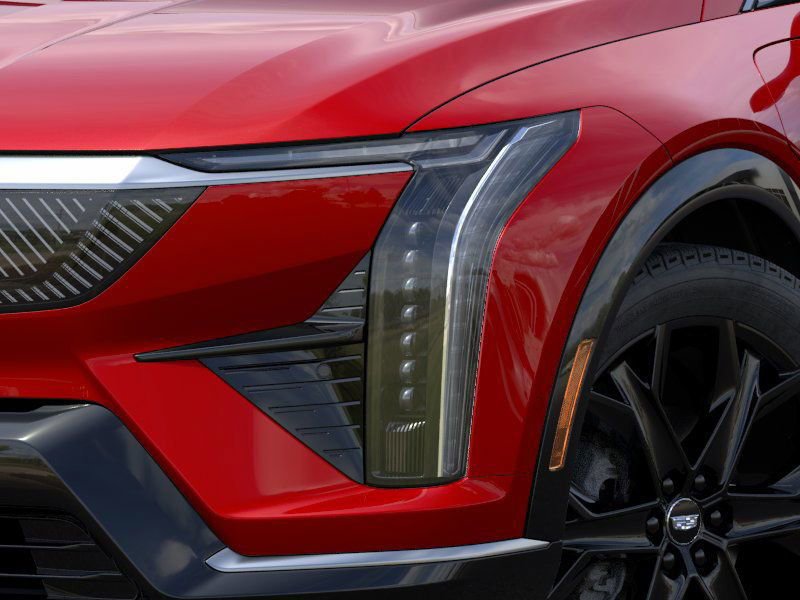 New 2025 Cadillac Optiq Luxury 1 w/ LPO, ONYX Package image 10