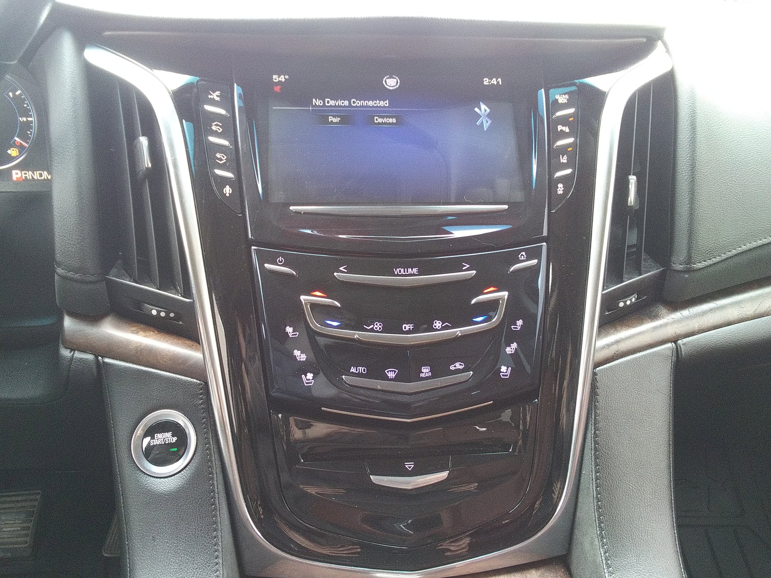 Used 2015 Cadillac Escalade Premium AWD/4WD image 25
