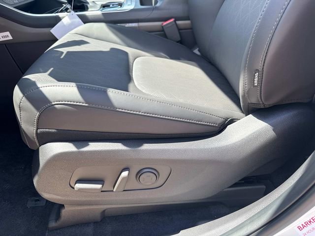 New 2026 Kia Carnival EX image 18