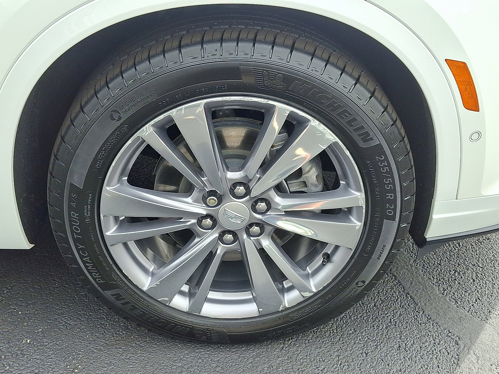 Certified 2023 Cadillac XT6 Premium Luxury w/ Technology Package image 9