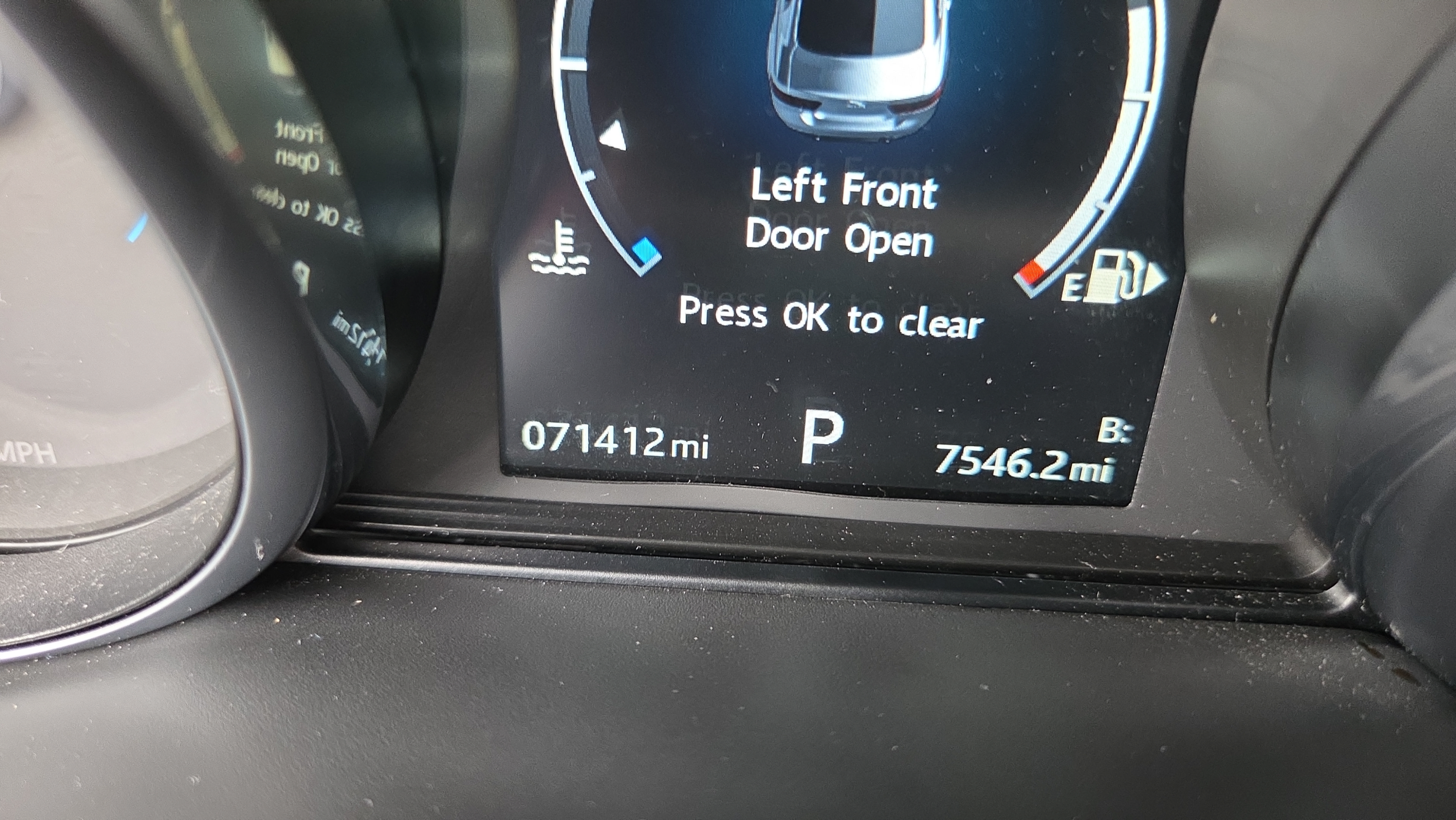 Used 2017 Jaguar XE Prestige RWD image 26