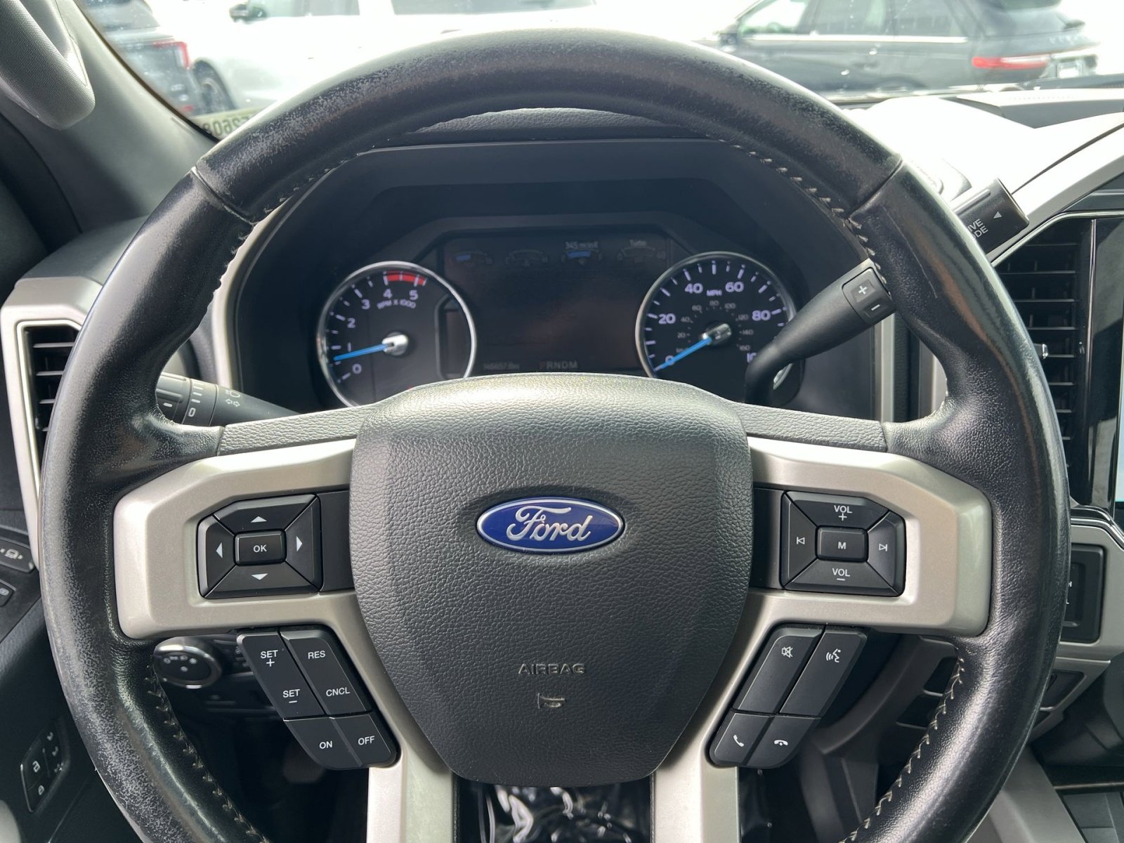 Used 2022 Ford F250 Lariat w/ Black Appearance Package image 15