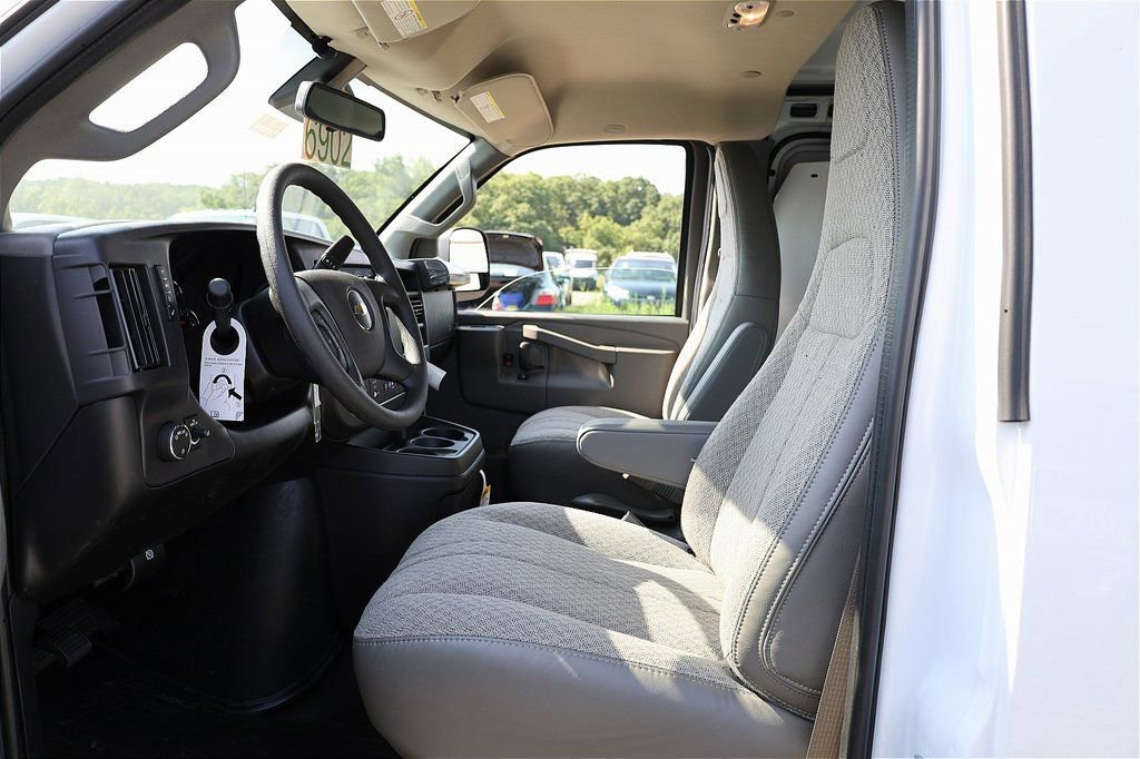 New 2025 Chevrolet Express 3500 w/ Driver Convenience Package RWD image 56