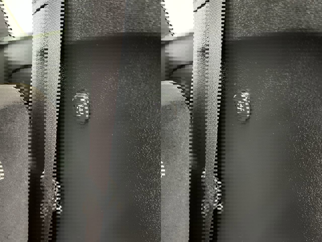 Used 2023 Chrysler Pacifica Touring image 30