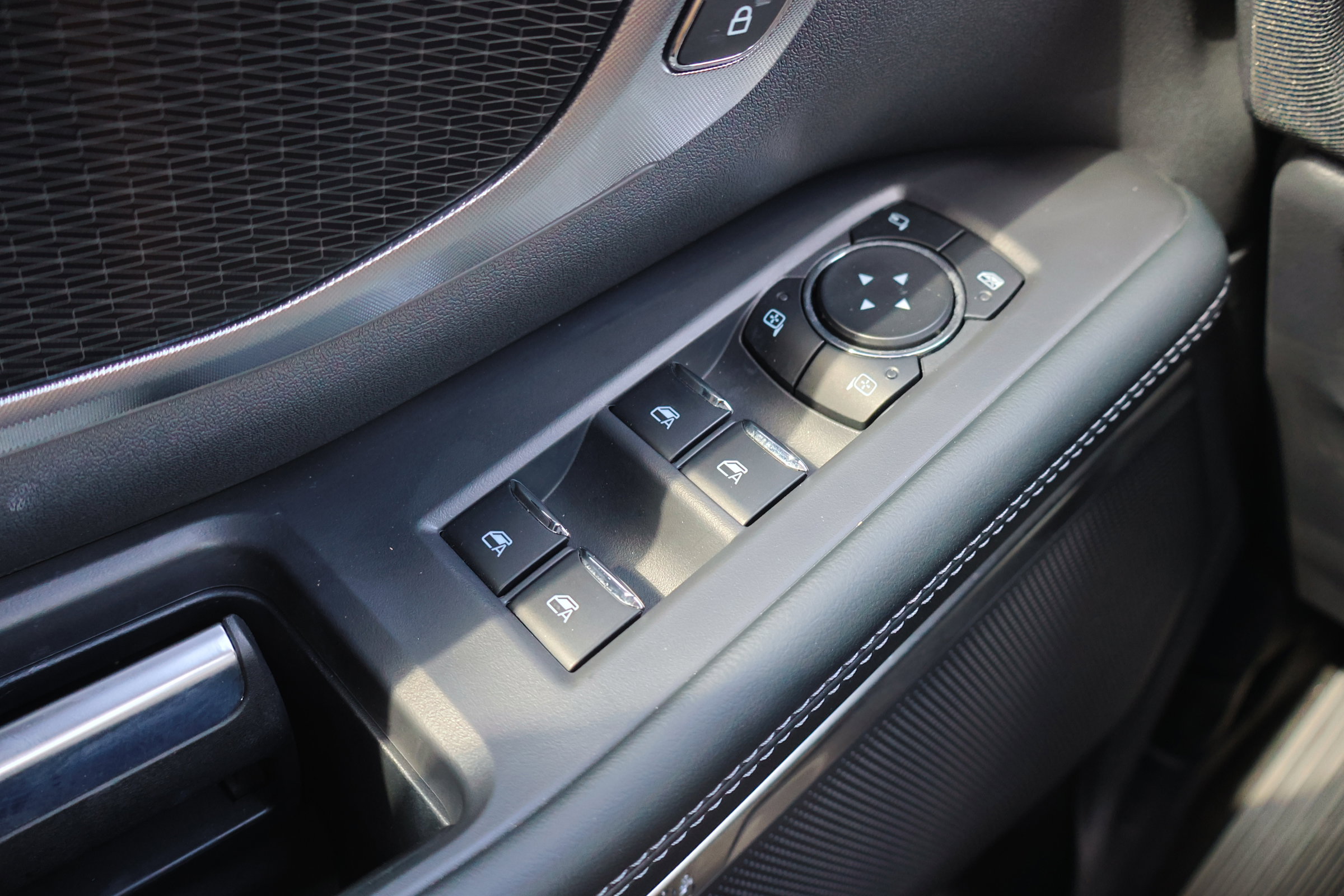 Certified 2025 Ford Expedition Max Platinum w/ Stealth Appearance Package image 15