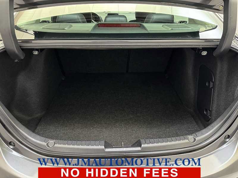 Used 2017 MAZDA MAZDA3 Grand Touring w/ Premium Equipment Package FWD image 17