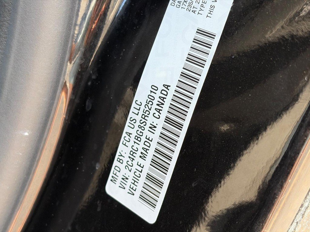 Used 2025 Chrysler Pacifica Select FWD image 23