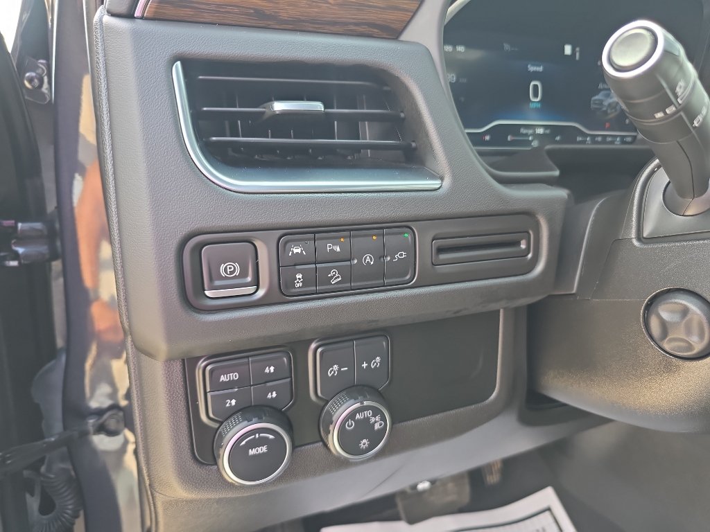 Used 2022 Chevrolet Tahoe Premier w/ Texas Edition AWD/4WD image 13