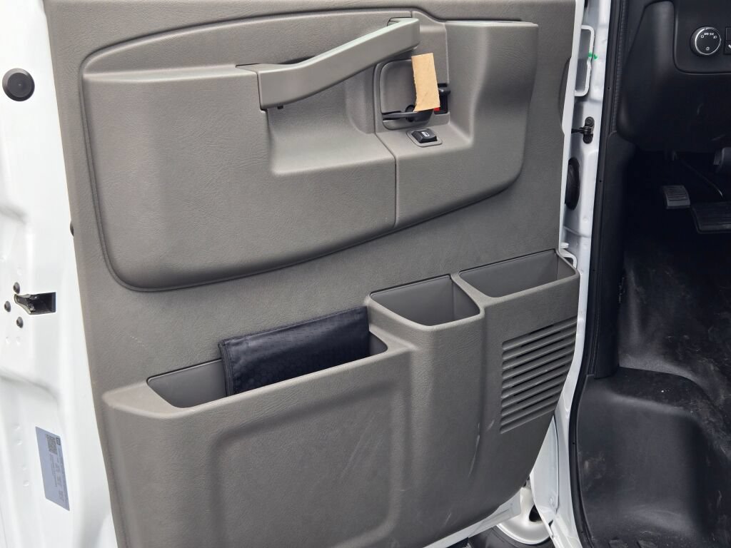 New 2026 Chevrolet Express 3500 w/ Power Convenience Package RWD image 17