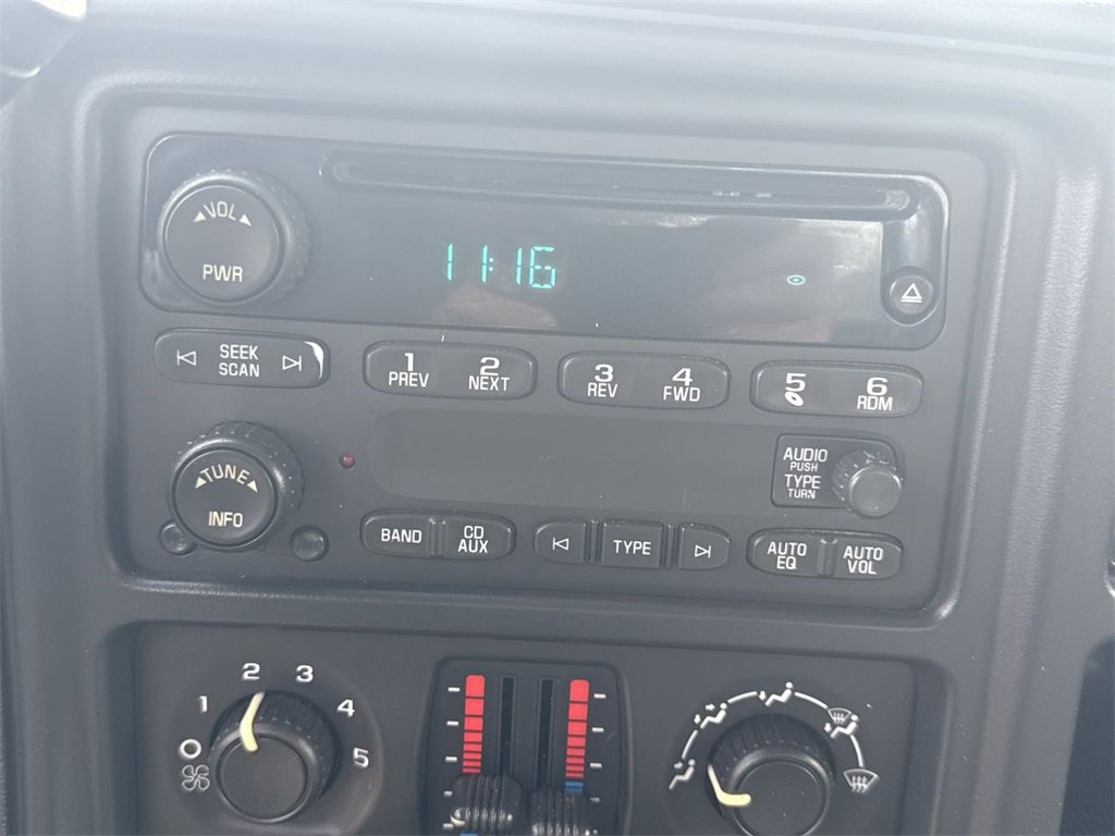 Used 2006 Chevrolet Silverado 2500 LS w/ Skid Plate Package image 13