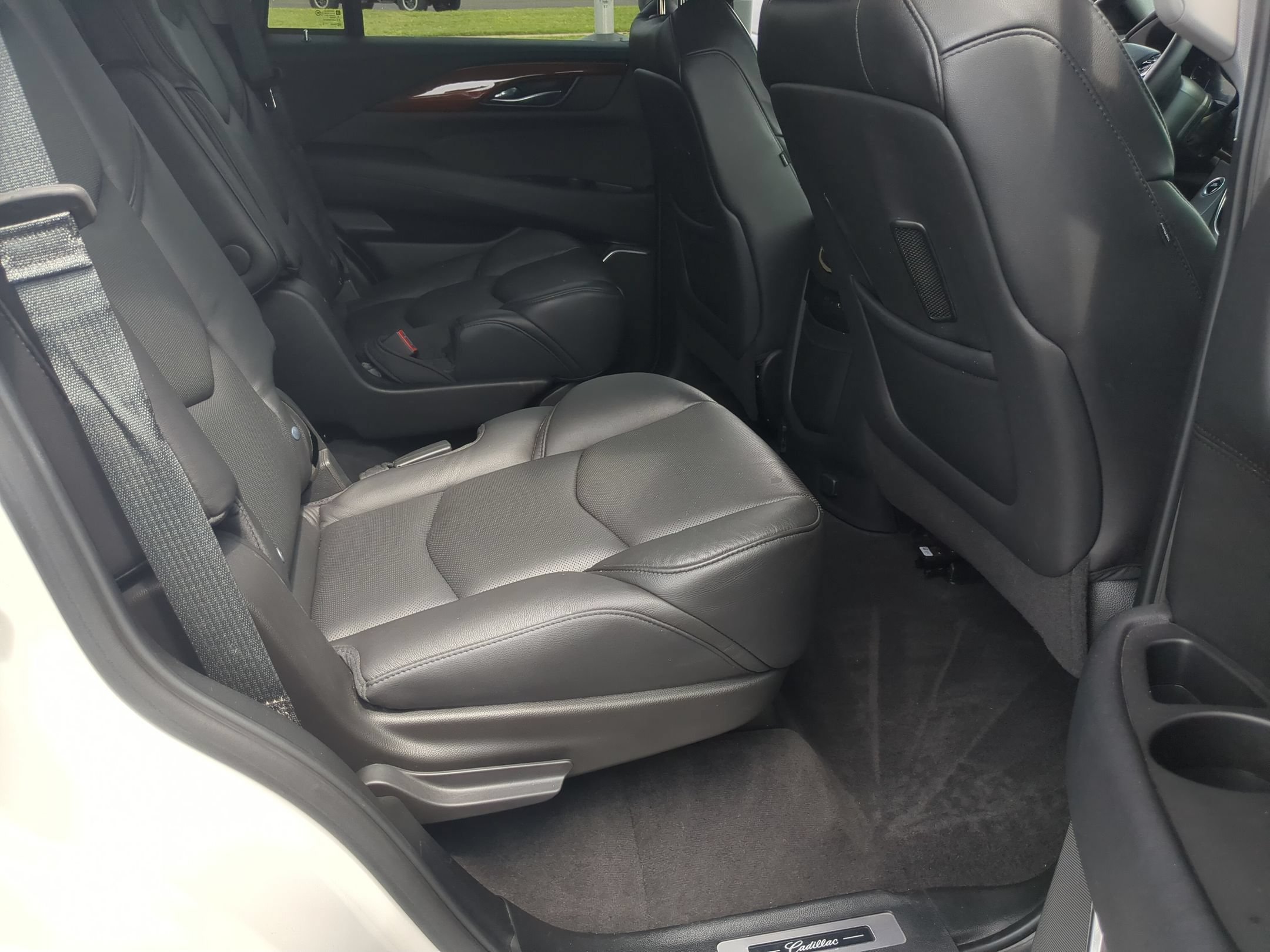Certified 2020 Cadillac Escalade Luxury AWD/4WD image 25