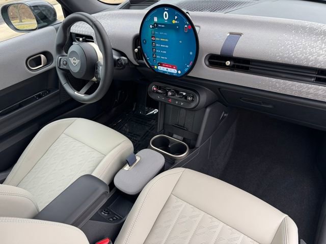 Used 2026 MINI Cooper 2-Door Hardtop image 28