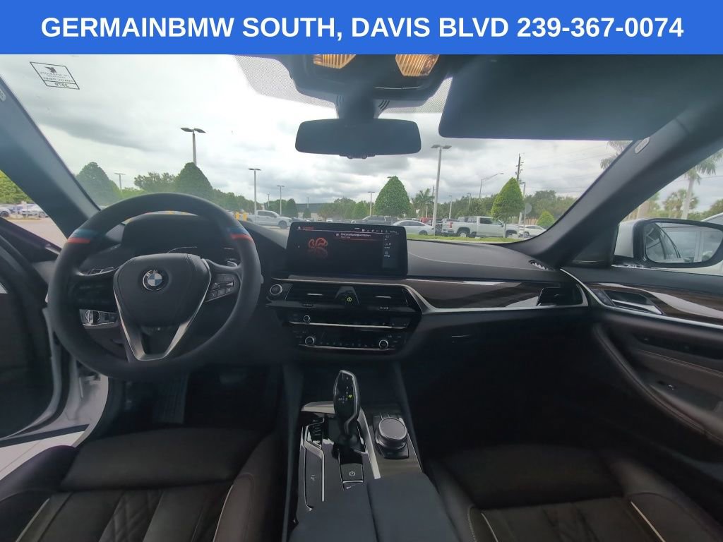 Used 2023 BMW 540i xDrive w/ Premium Package AWD/4WD image 19