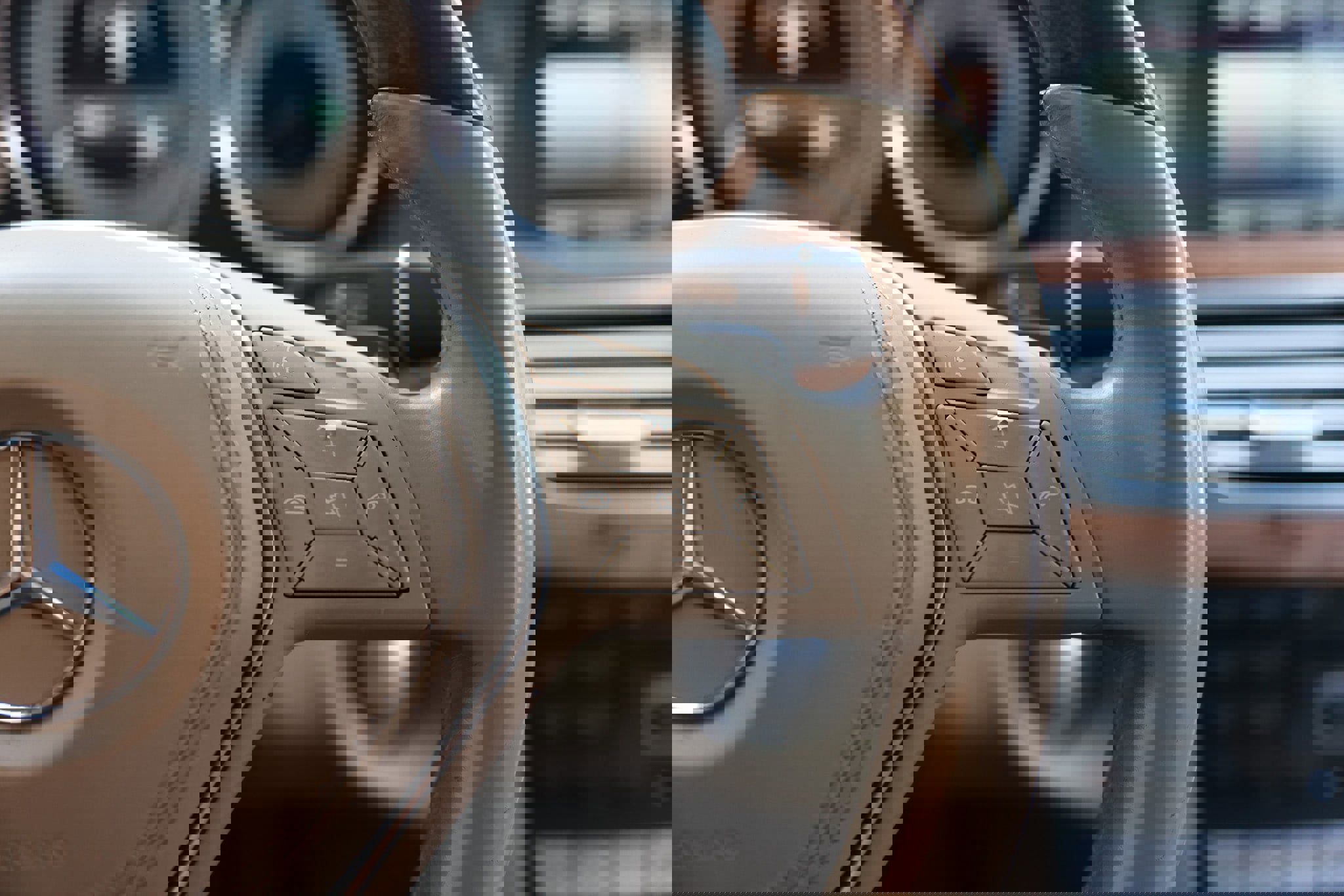 Used 2014 Mercedes-Benz CLS 550 4MATIC image 31