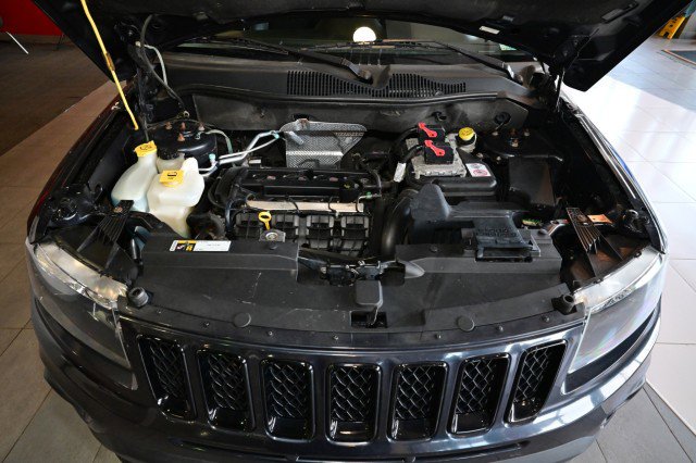 Used 2015 Jeep Compass Sport w/ Power Value Group FWD image 39