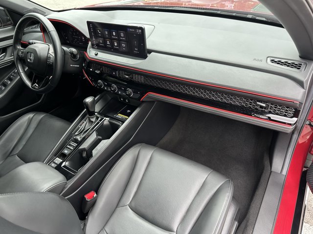 Used 2025 Honda Accord Sport image 30