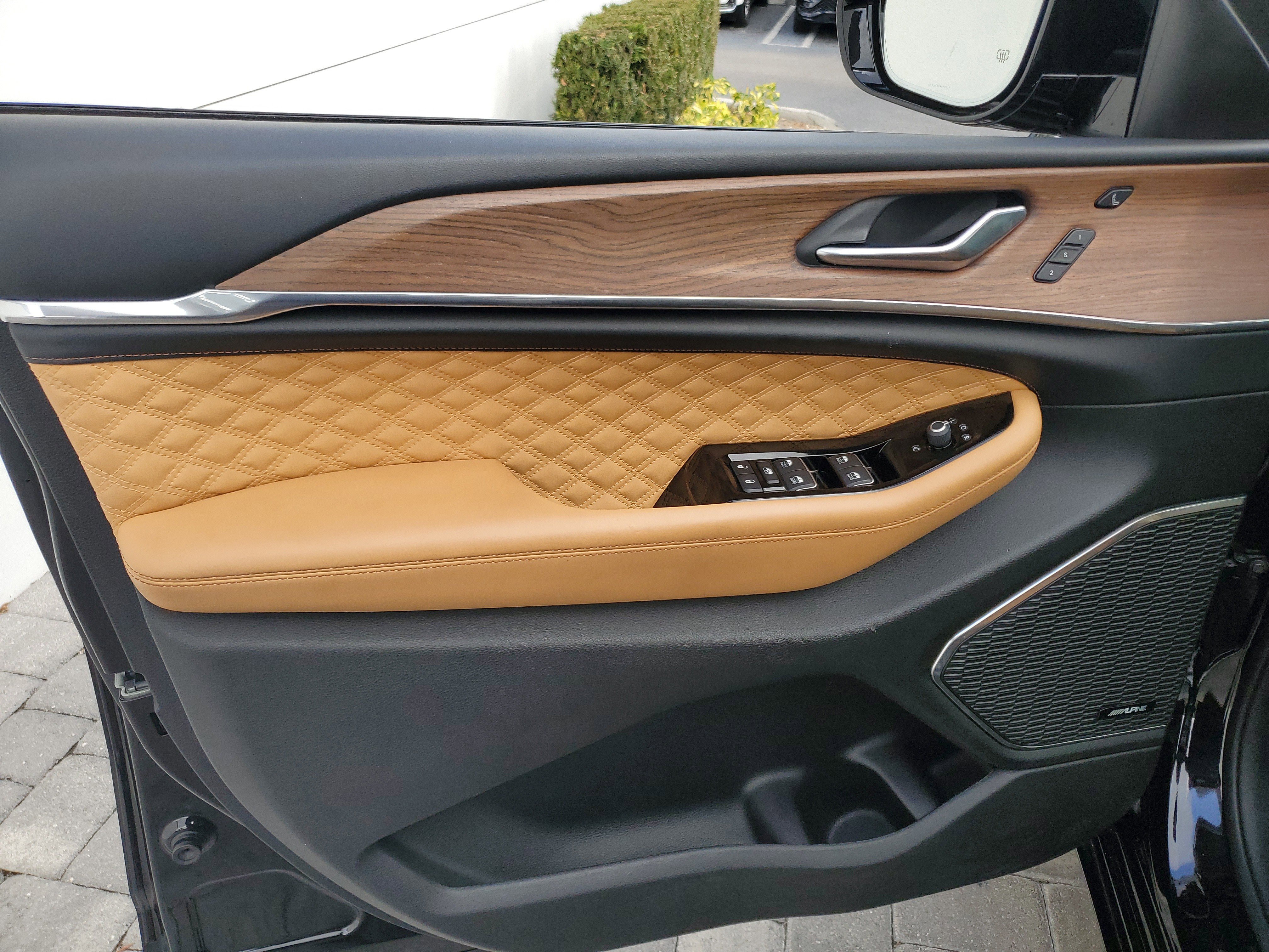 Used 2022 Jeep Grand Cherokee L Summit w/ Advanced Protech Group IV image 19