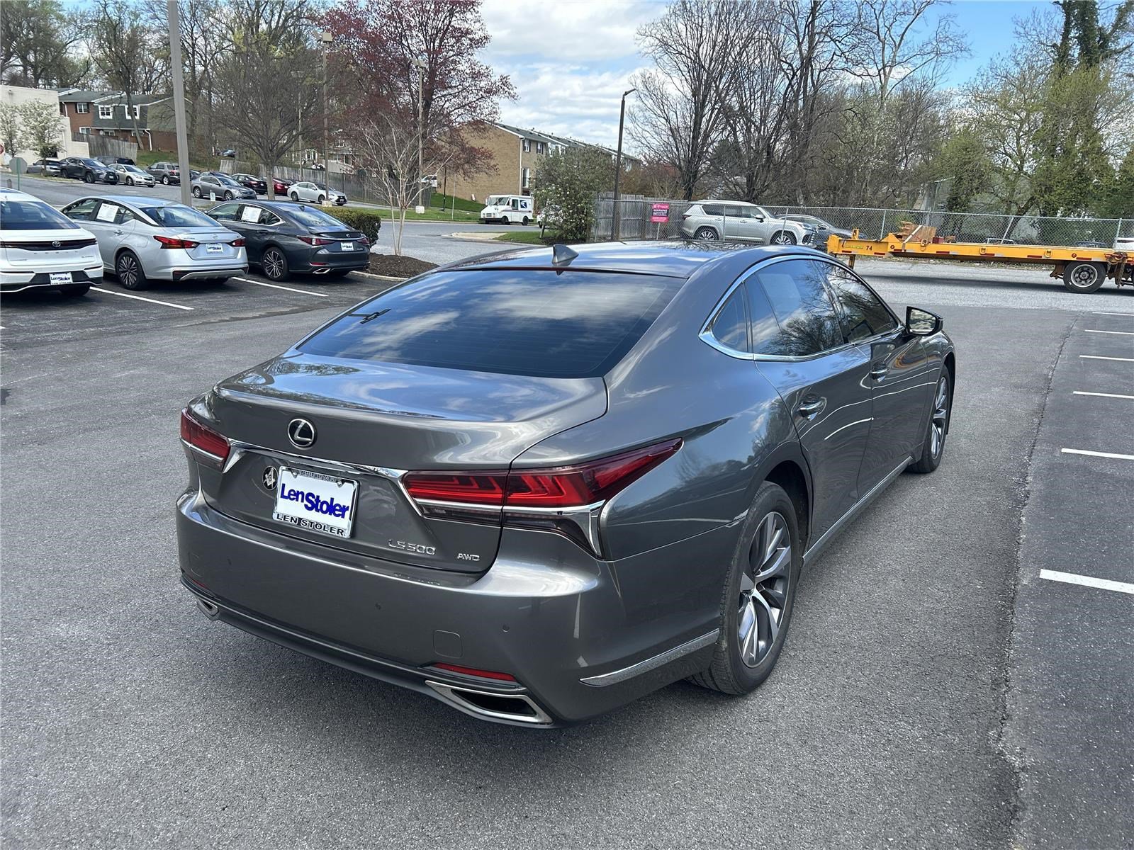 Used 2019 Lexus LS 500 AWD w/ Accessory Package (Z2) image 5
