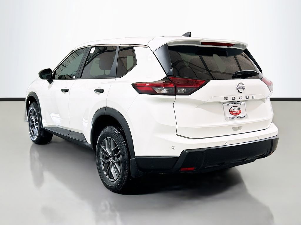 Used 2024 Nissan Rogue S image 6