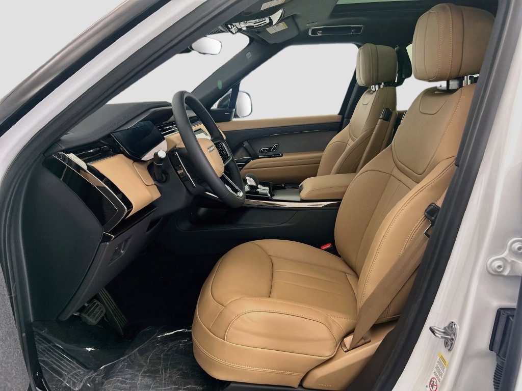 New 2027 Land Rover Range Rover Sport SE AWD/4WD image 18