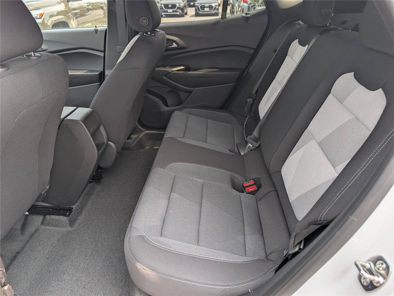 New 2026 Chevrolet Trax RS FWD image 10