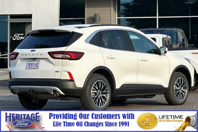 New 2025 Ford Escape SE w/ Class II Trailer Tow Package image 4