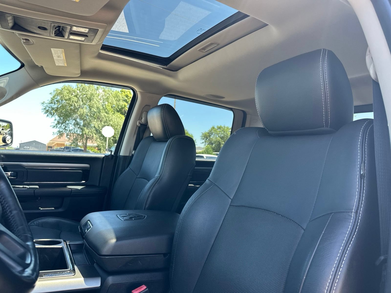 Used 2014 RAM 1500 Sport w/ Remote Start & Security Group AWD/4WD image 16