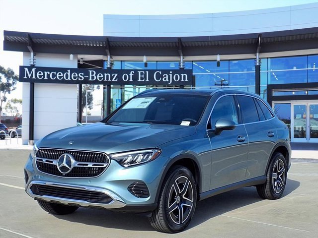 New 2026 Mercedes-Benz GLC 300