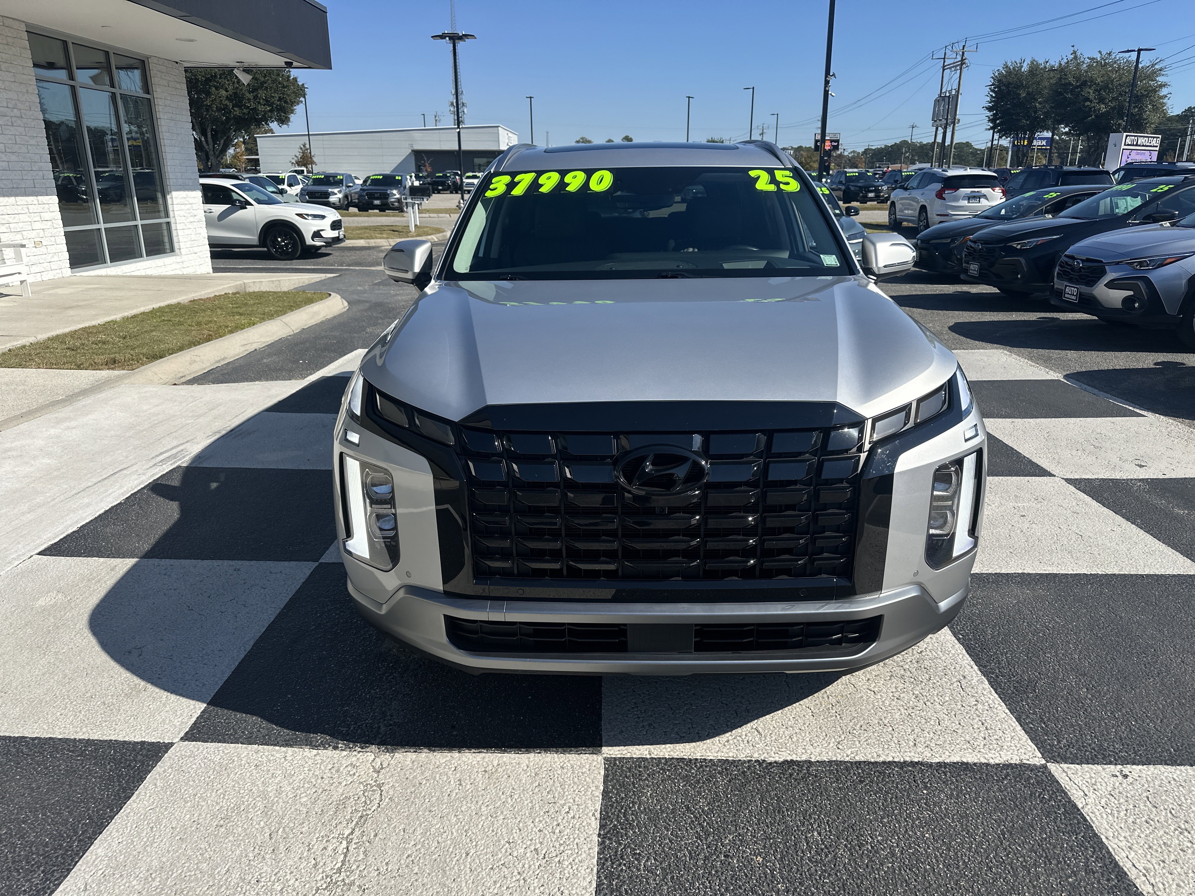 Used 2025 Hyundai Palisade Limited image 2