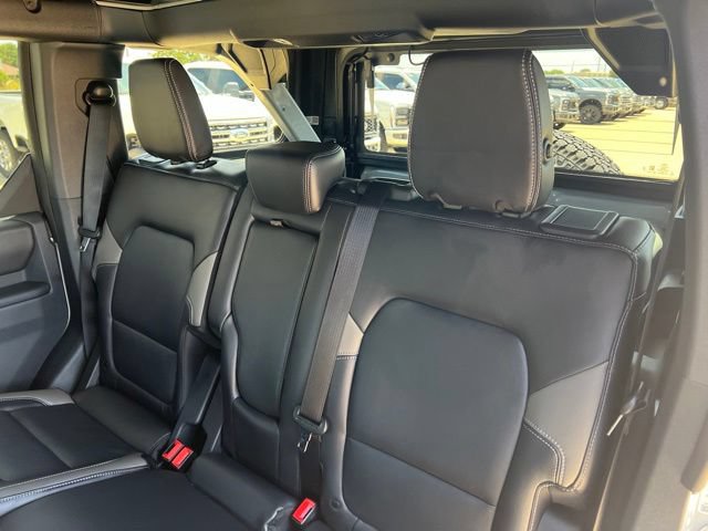 New 2026 Ford Bronco Outer Banks w/ Sasquatch Package AWD/4WD image 14