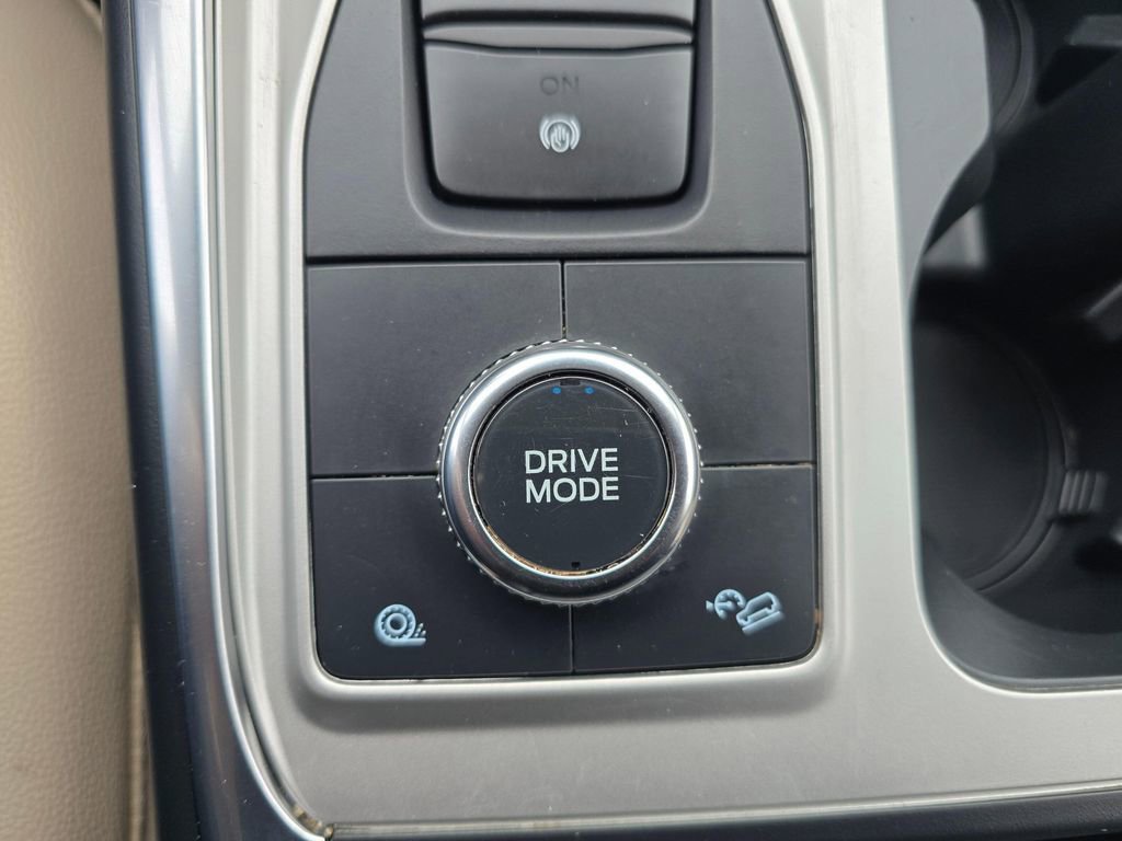 Used 2022 Ford Explorer Limited w/ Class IV Trailer Tow Package image 26