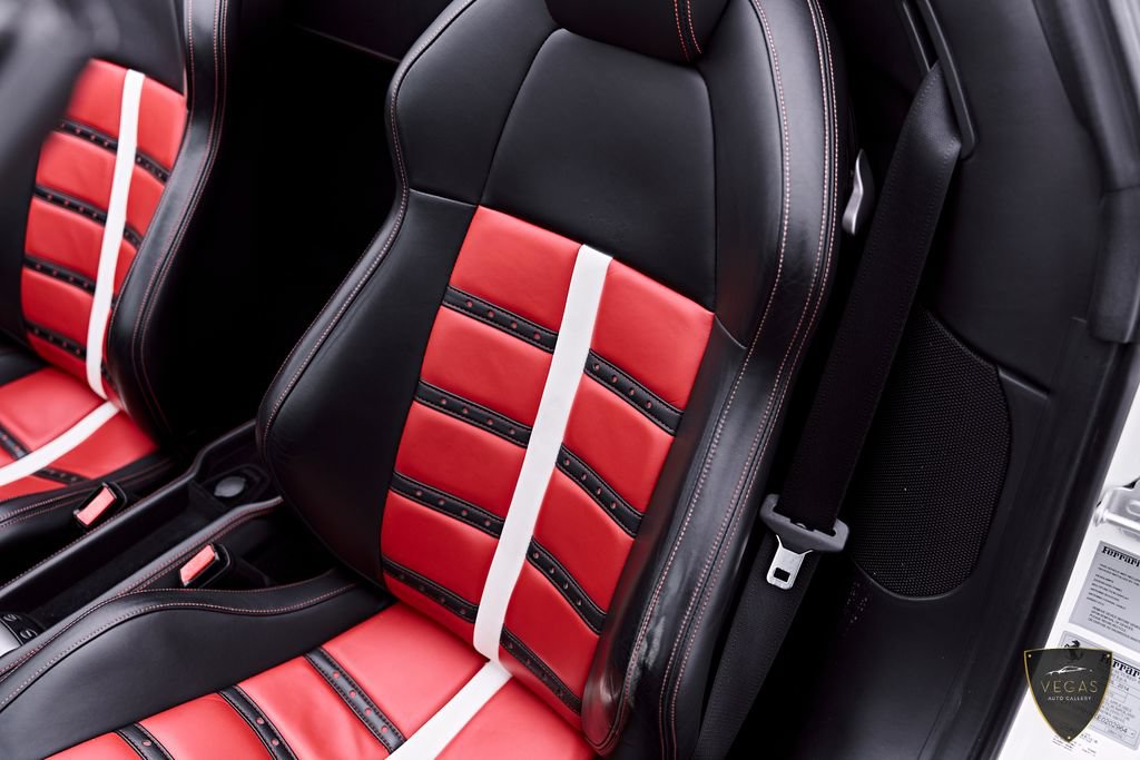 Used 2014 Ferrari 458 Spider RWD image 59