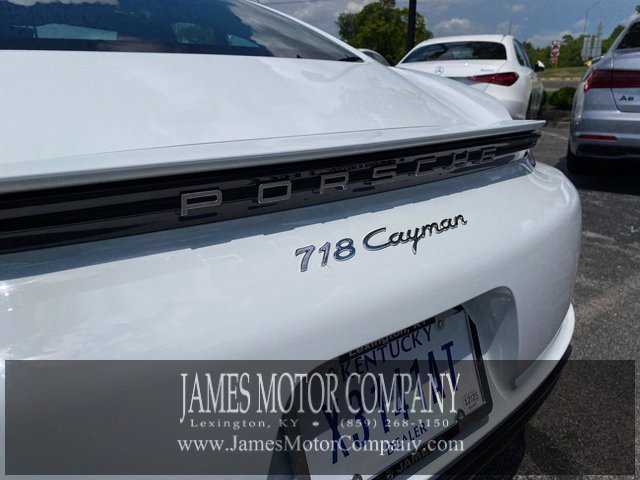 Used 2024 Porsche 718 Cayman image 7