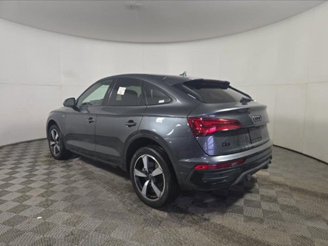 Used 2023 Audi Q5 2.0T Premium Plus w/ Premium Plus Package image 4