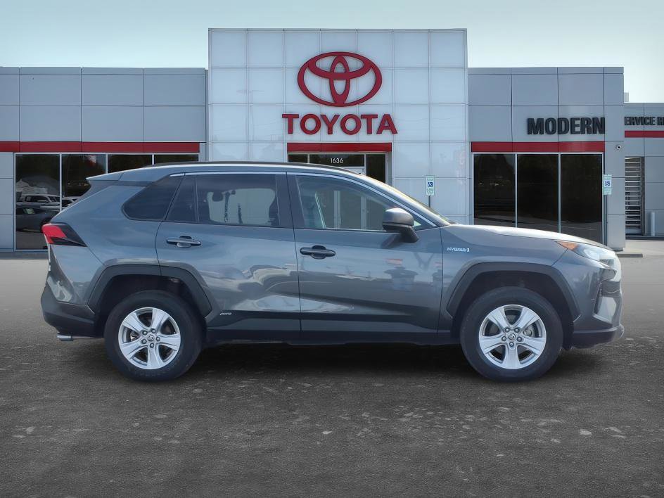 Certified 2021 Toyota RAV4 LE image 7