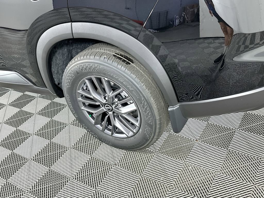 New 2026 Nissan Rogue S image 37