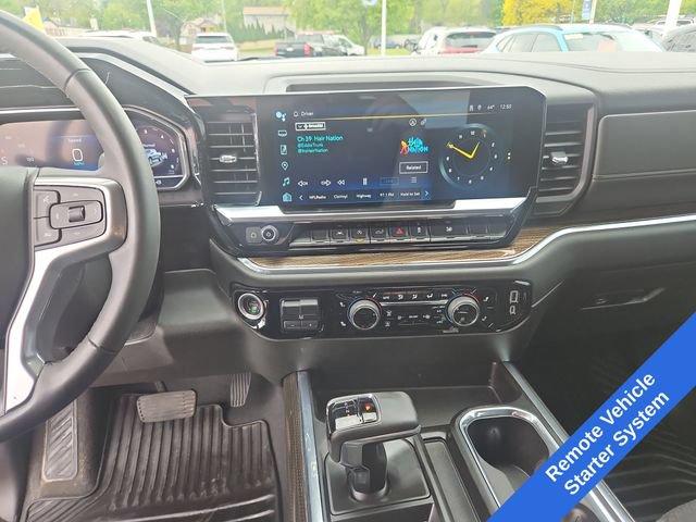Used 2023 Chevrolet Silverado 1500 LT AWD/4WD image 18