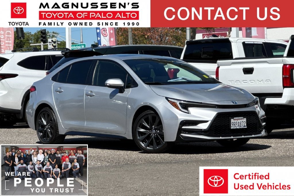 Certified 2025 Toyota Corolla SE w/ SE Premium Package FWD image 1
