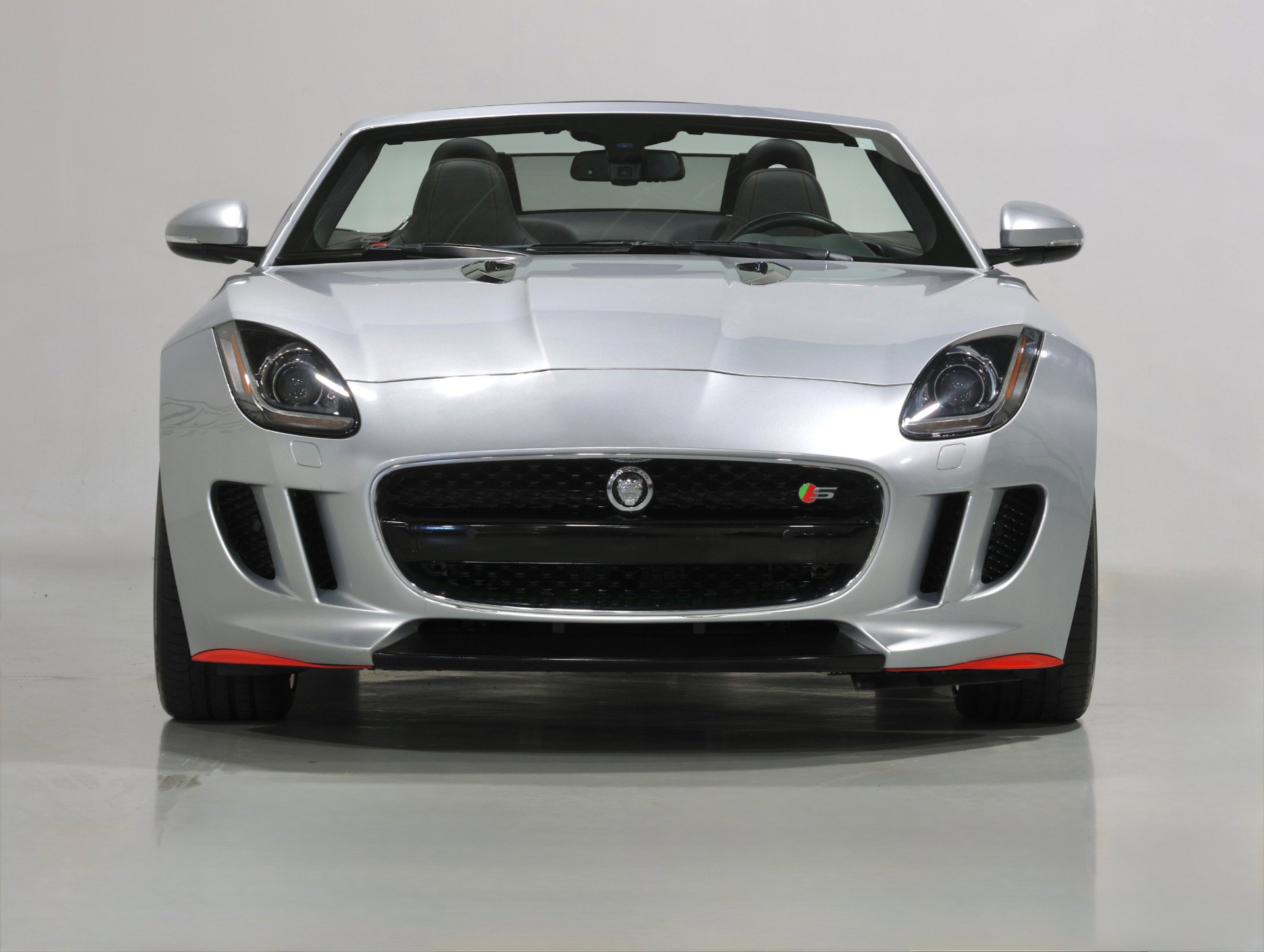 Used 2014 Jaguar F-TYPE S image 15