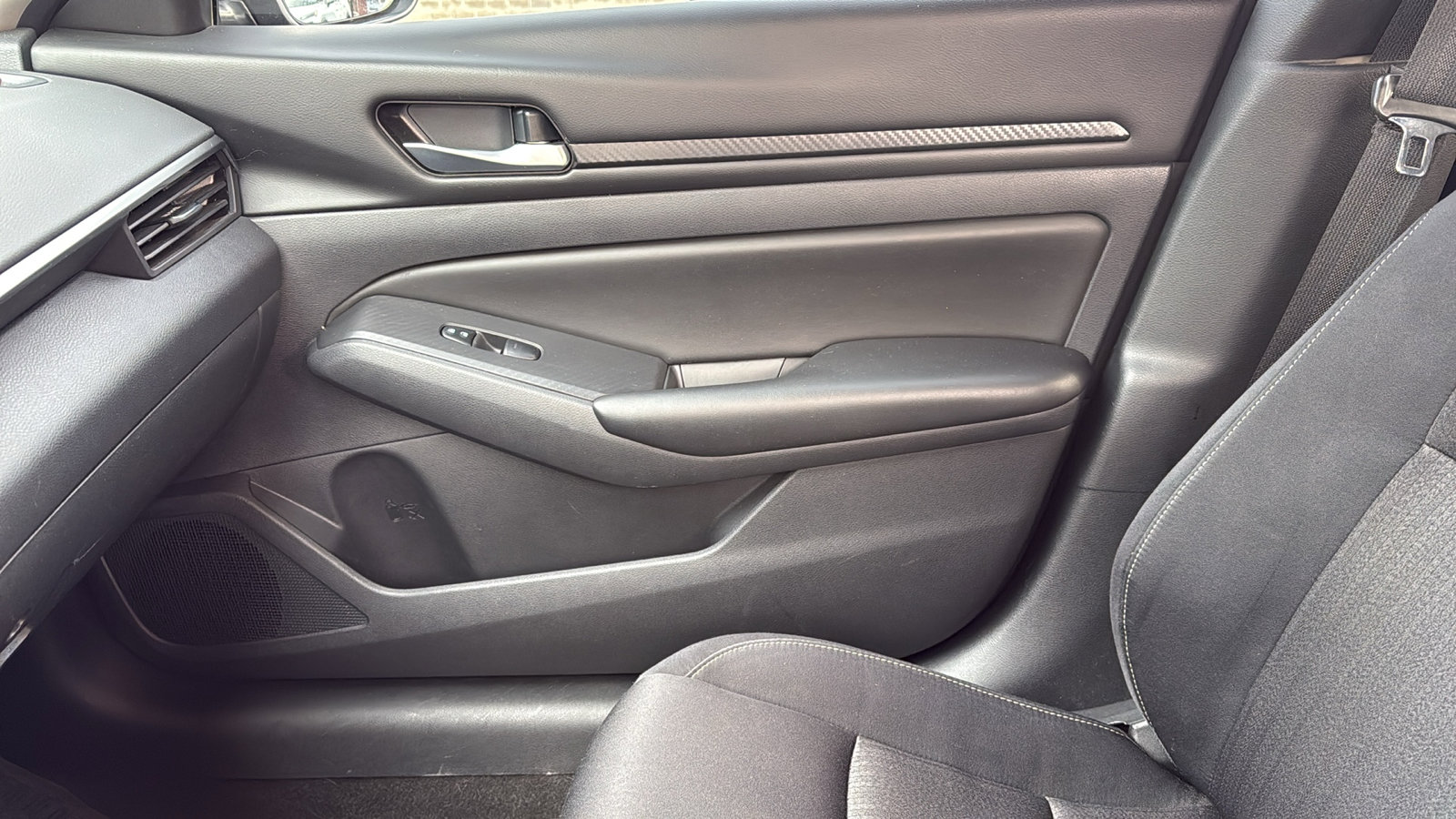 Certified 2021 Nissan Altima 2.5 S image 18