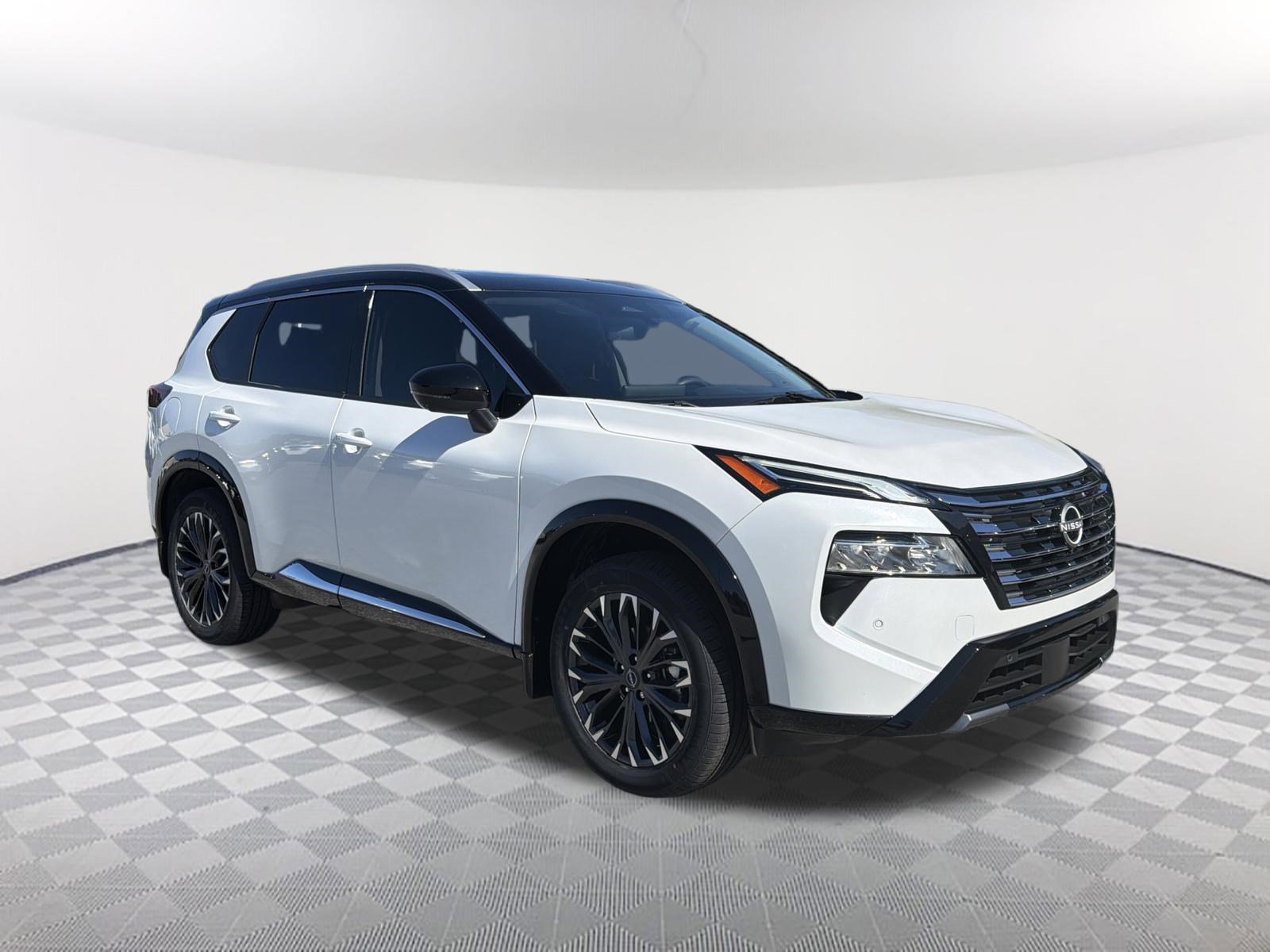 Used 2024 Nissan Rogue Platinum AWD/4WD image 13