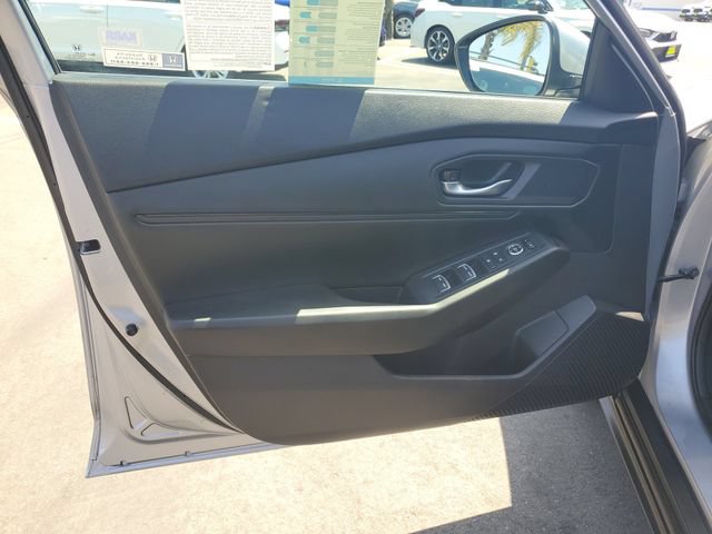 Certified 2023 Honda Accord EX image 17