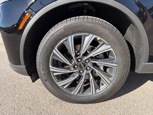 New 2027 Lincoln Aviator AWD image 13