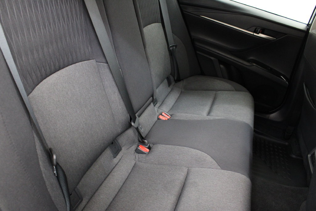 Used 2025 Toyota Camry LE w/ Convenience Package FWD image 19