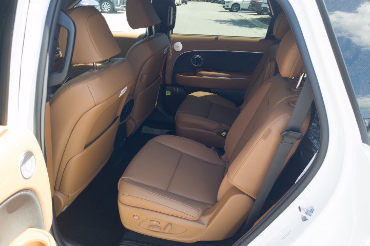 New 2027 Hyundai Palisade Calligraphy FWD image 17