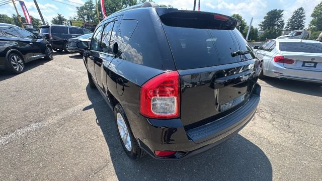 Used 2012 Jeep Compass Sport FWD image 7