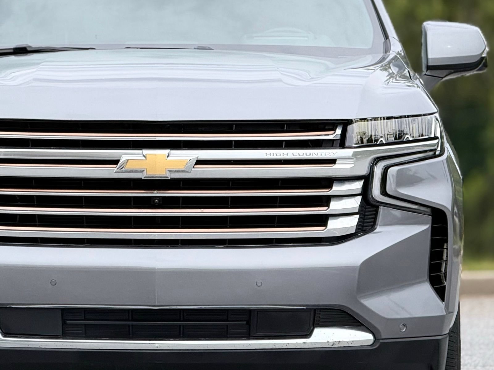 Used 2022 Chevrolet Suburban High Country AWD/4WD image 15
