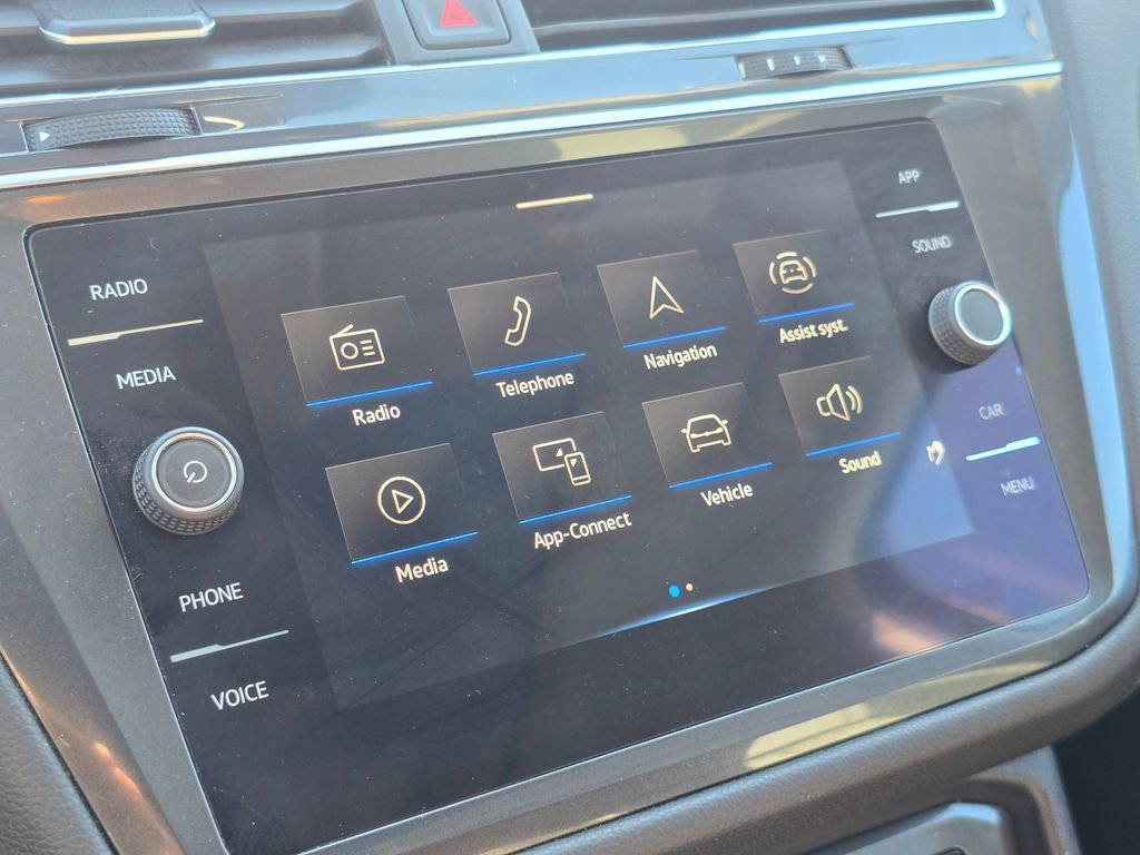 Used 2022 Volkswagen Tiguan SE image 31