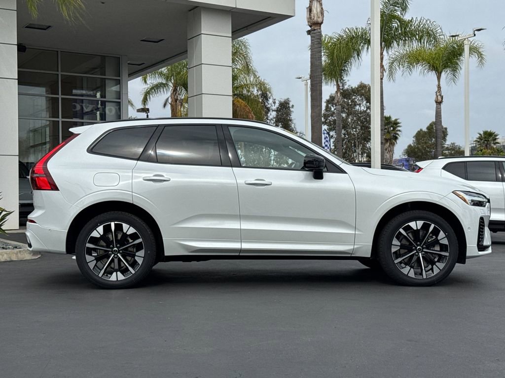 New 2026 Volvo XC60 T8 Plus w/ Protection Package Premier image 6